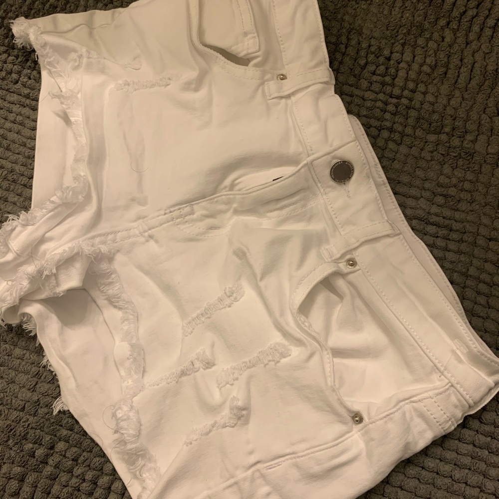 White low rise shorts Small
